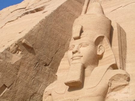 Ramsés II, fachada templo de Abu Simbel