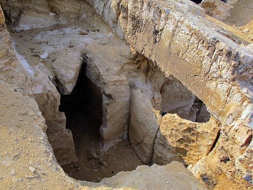 Descubrimientos arqueológicos en Abu Rawash Descubrimientos arqueológicos en Abu Rawash