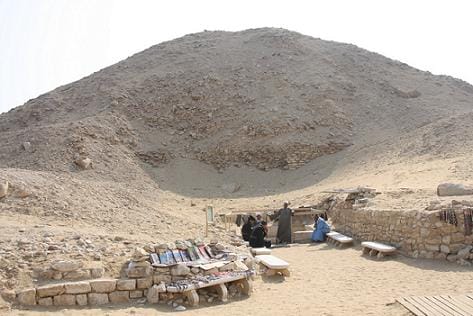 Visitar la Pirámide de Teti en Saqqara