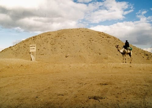 Las pirámides de Iput I y Khuit, en Saqqara Las pirámides de Iput I y Khuit, en Saqqara